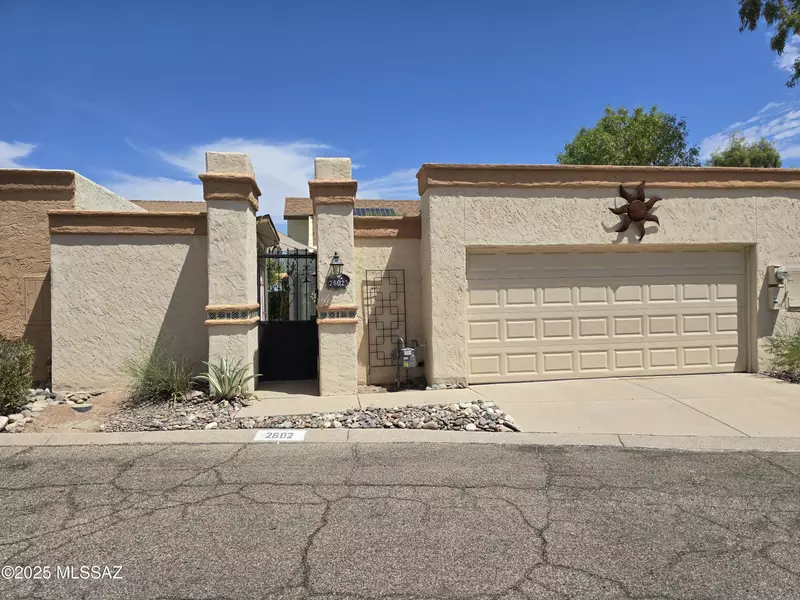 2802 W Carnation Place, Tucson, AZ 85745
