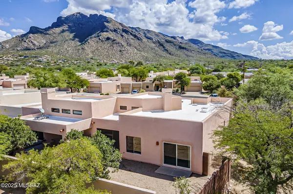 Tucson, AZ 85704,8403 N Hanks Place