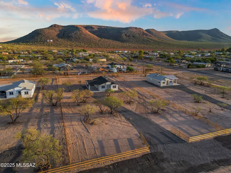 7813 S Cardinal Avenue, Tucson, AZ 85746