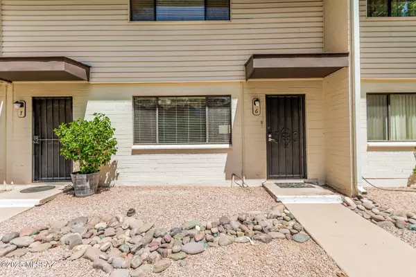 1312 S Avenida Polar  #A-6, Tucson, AZ 85710