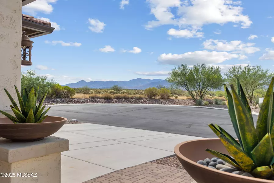 61060 E Arroyo Grande Drive, Oracle, AZ 85623