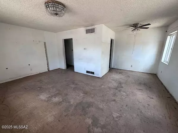 Tucson, AZ 85705,333 E Linden Street