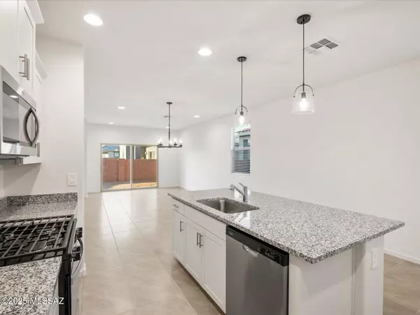 Marana, AZ 85658,12749 N Fire Brand Street