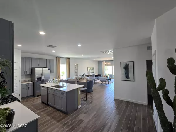 14031 E Canidae DriveE,  Vail,  AZ 85641