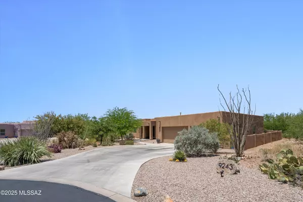 Corona De Tucson, AZ 85641,9243 E Arizona Cypress Place