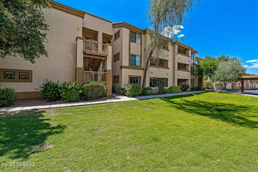 2550 E River Road #13105, Tucson, AZ 85718