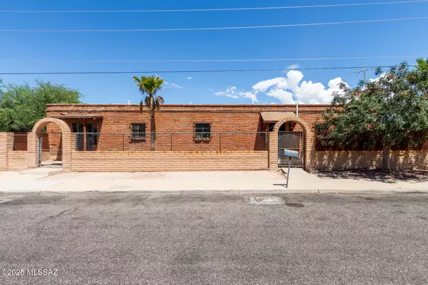 102 W 25th Street, Tucson, AZ 85713