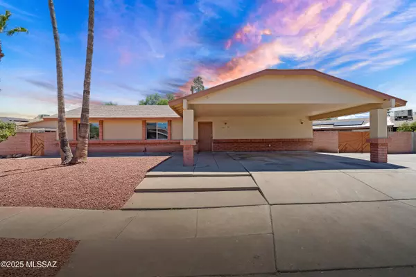 Tucson, AZ 85746,5199 S Carriage Hills Drive