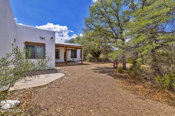 Oracle, AZ 85623,117 S Hobe Road
