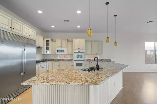 Marana, AZ 85658,12736 N Gentle Rain Drive