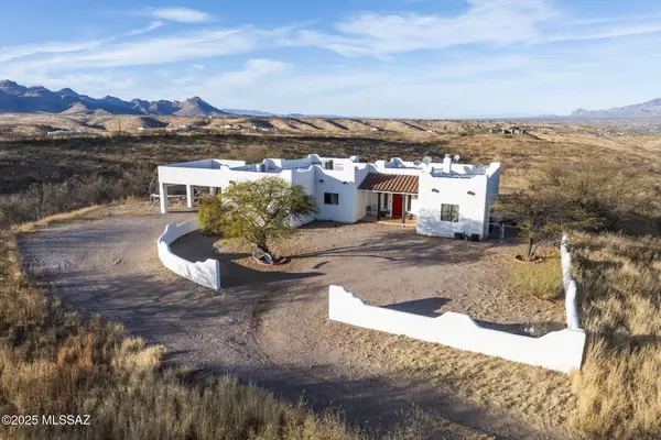 1343 Calle Tubatana,  Rio Rico,  AZ 85648