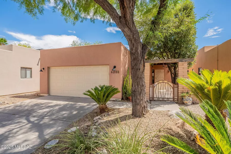 4822 E Placita Vista Del Puente, Tucson, AZ 85712