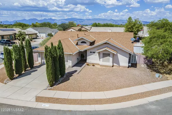 8283 S Placita Del Barquero, Tucson, AZ 85747