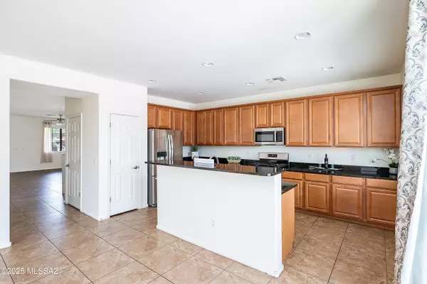 Marana, AZ 85658,14300 N Arrowpoint Ash Avenue