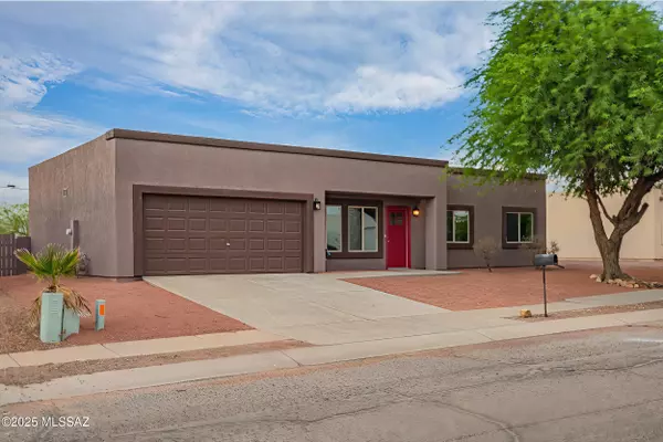Tucson, AZ 85706,166 W Calle Nueva Vida