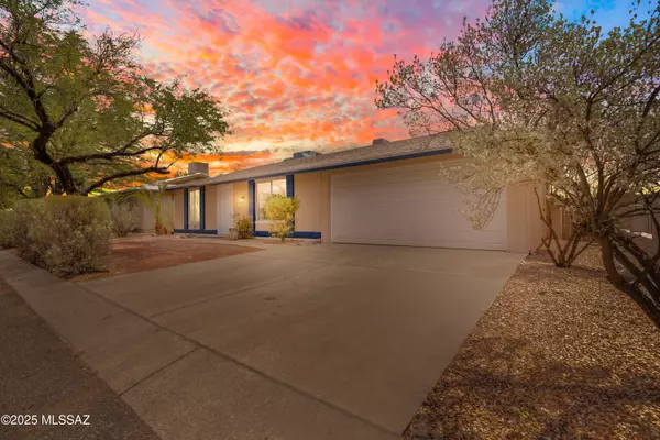 6921 S Vereda De Las Casitas, Tucson, AZ 85746