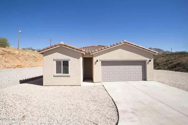 1633 Circulo Puerto, Rio Rico, AZ 85648