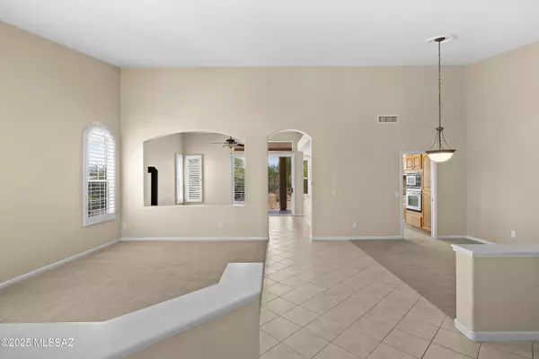 Saddlebrooke, AZ 85739,38728 S Desert Bluff Drive
