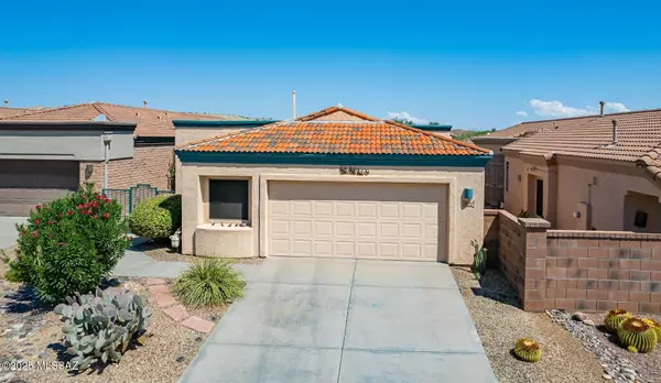 570 W Union Bell Drive, Green Valley, AZ 85614