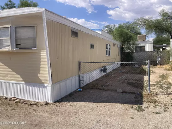 Tucson, AZ 85705,1741 W Wetmore Road #4