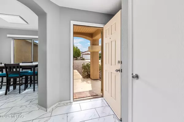 3586 S Bardust Lane, Tucson, AZ 85730