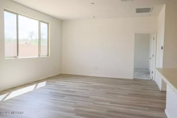 Sahuarita, AZ 85629,929 W Calle Alta Curva