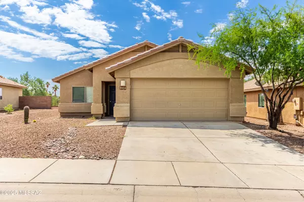 9454 N Scarlet Tanager Lane, Tucson, AZ 85742