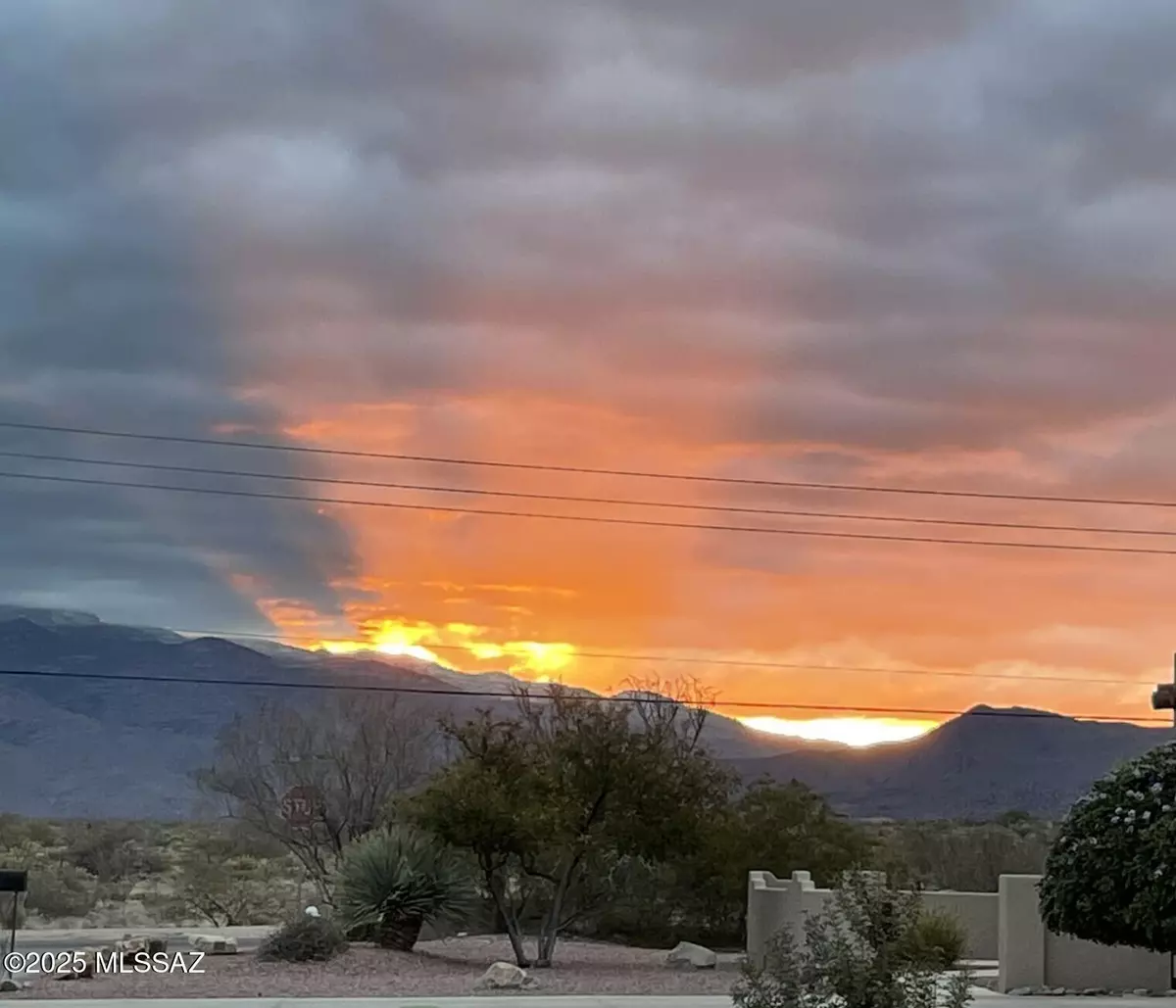 Vail, AZ 85641,14272 E Whispering Ocotillo Place
