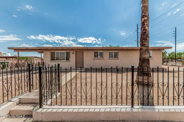 3763 S Amos Place, Tucson, AZ 85730