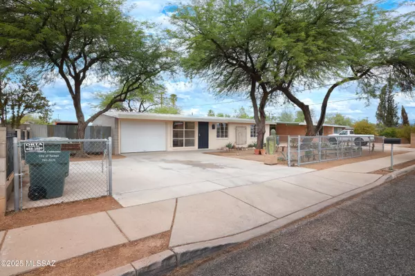 2018 S Longfellow Place, Tucson, AZ 85711