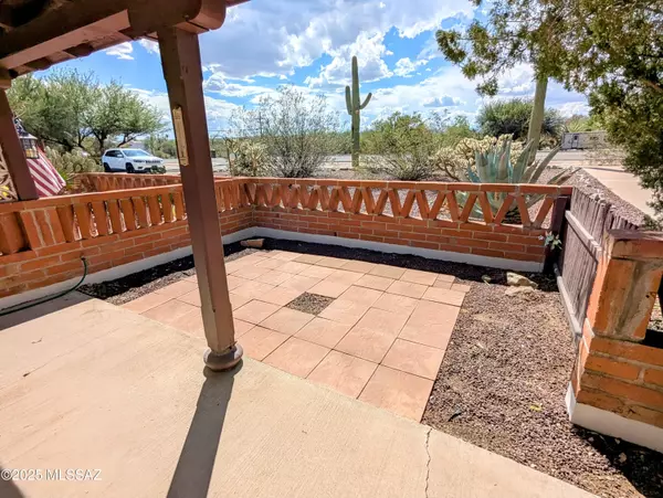 Green Valley, AZ 85614,515 S La Canada Drive #C