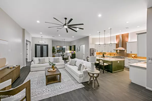 Tucson, AZ 85715,2102 N Corte El Rancho Merlita