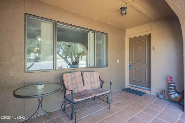 Green Valley, AZ 85614,1310 N La Canoa