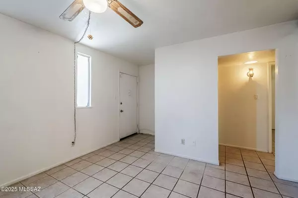 Tucson, AZ 85712,1600 N Wilmot Road #138