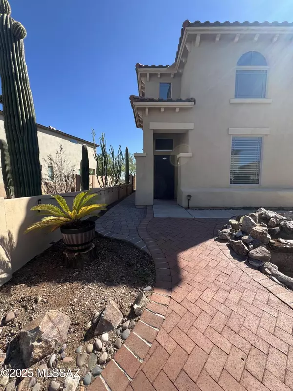 Sahuarita, AZ 85629,191 E Camino Del Abeto