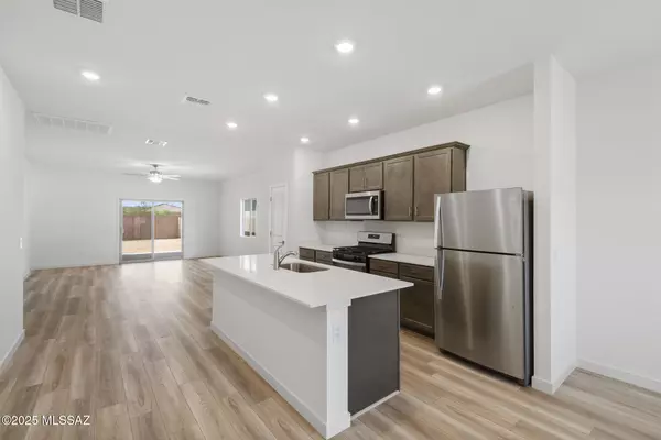 Red Rock, AZ 85145,21905 E Pebbles Avenue