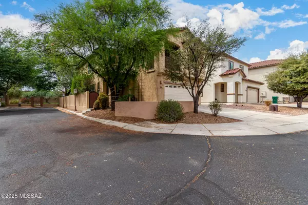 Sahuarita, AZ 85629,15264 S Camino Del Velero