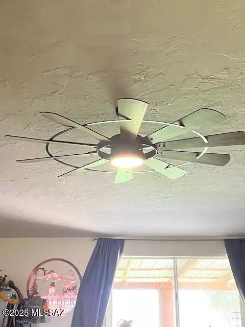 Willcox, AZ 85643,7607 W County Line Road