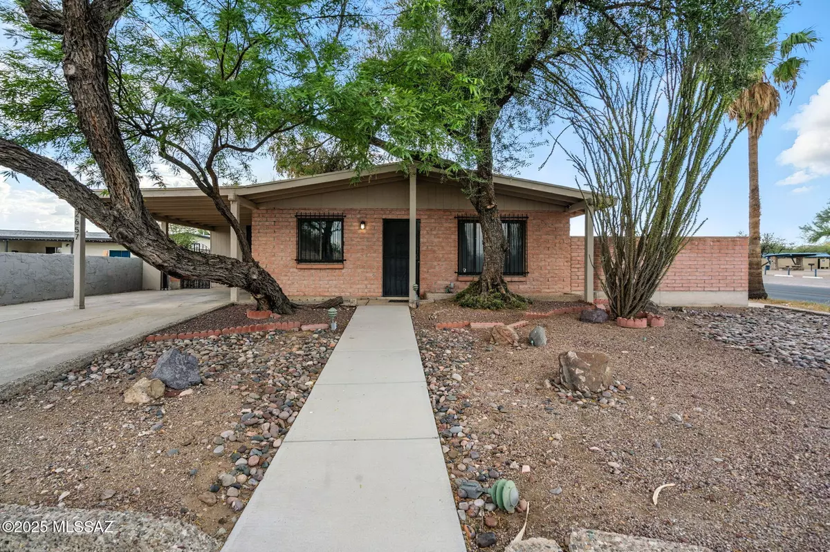 Tucson, AZ 85746,2657 W Kerry Drive