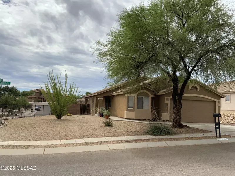 13268 E Mesquite Flat Spring Drive, Vail, AZ 85641