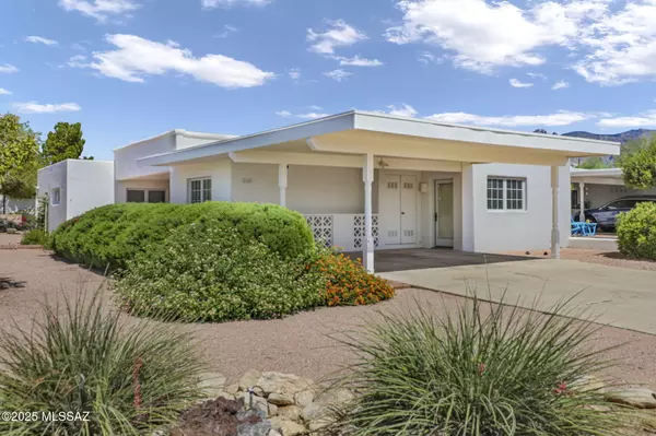 Tucson, AZ 85718,5160 N Northridge Circle