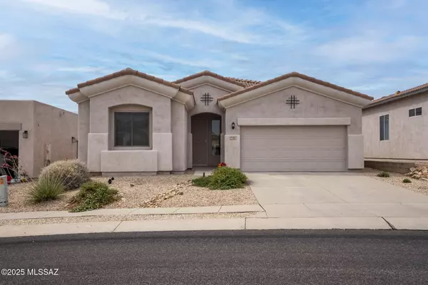 Green Valley, AZ 85614,122 E Calle Del Capullo