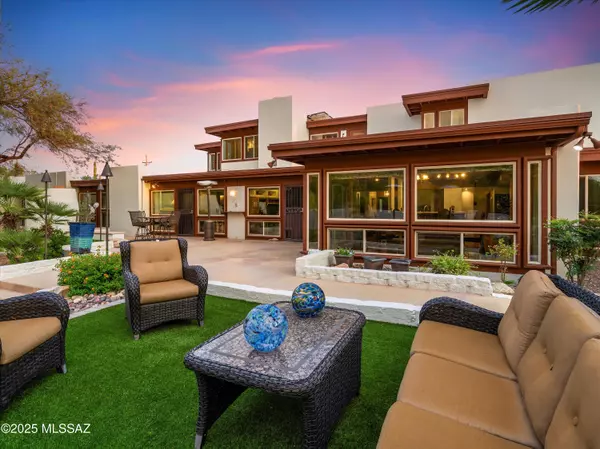 Tucson, AZ 85718,801 E Calle Elena