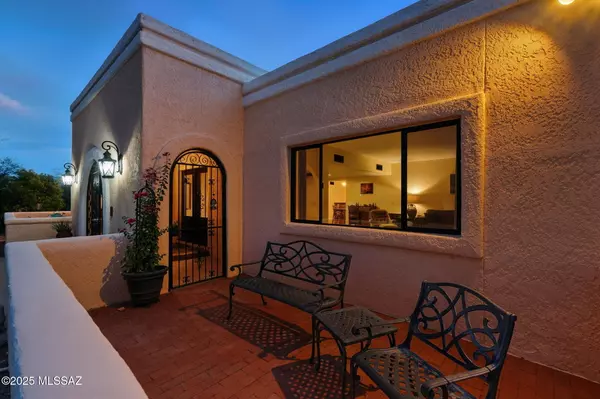 Tucson, AZ 85715,6732 E Calle Cadena