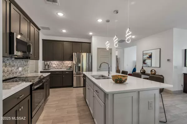 Green Valley, AZ 85614,1618 E Horned Lark Drive