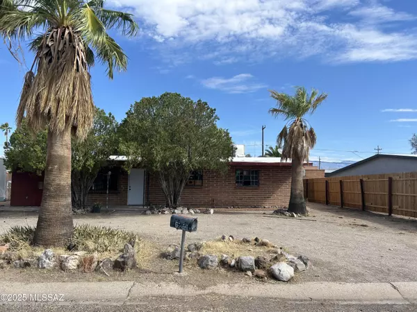 6251 E 20th Street, Tucson, AZ 85711
