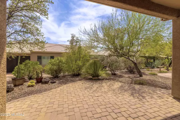 63711 E Haven Lane, Tucson, AZ 85739