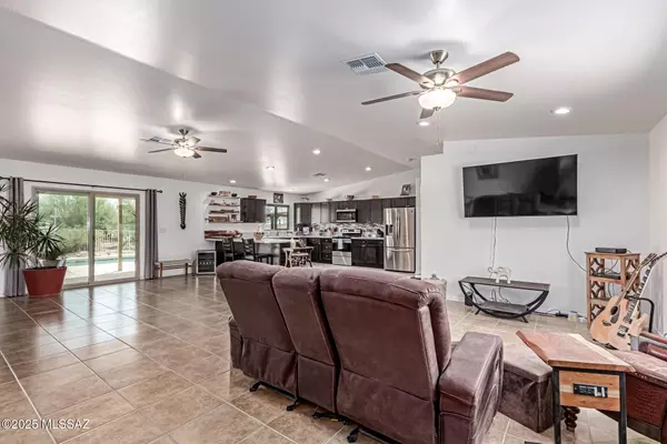 Tucson, AZ 85743,11467 W Anthony Drive