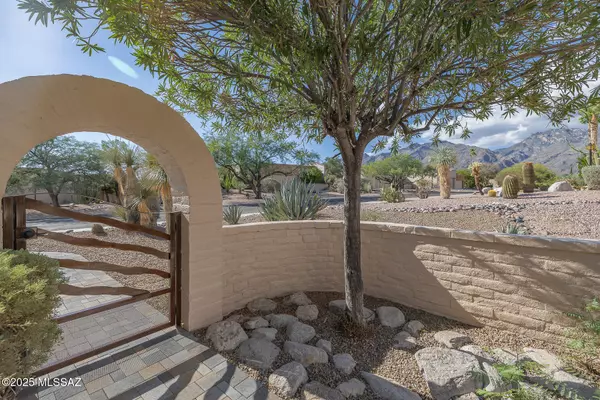 Tucson, AZ 85750,5332 N Fort Yuma Trail