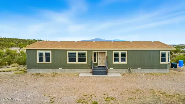 Vail, AZ 85641,11232 S Lava Peak Road